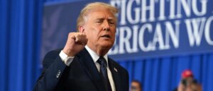 americans-think-republicans-are-too-loyal-to-trump,-poll-suggests
