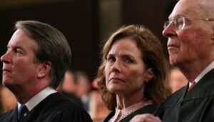 police-thwart-attempted-swatting-of-amy-coney-barrett’s-house