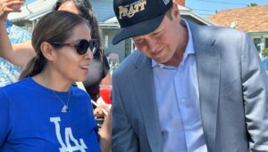 pratt-rallies-supporters-as-los-angeles-mayoral-race-enters-final-stretch