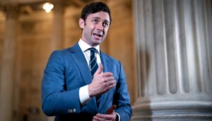 jon-ossoff-calls-trump-and-stephen-miller-‘small-men’-at-atlanta-rally