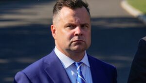 congress-questions-bill-pulte’s-qualifications-to-be-intelligence-chief