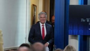 dr.-oz-forces-press-to-cover-trump’s-healthcare-agenda