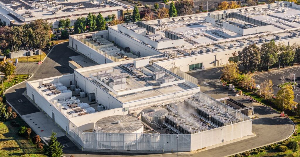 data-center-operators-are-trying-to-fix-their-water-use-problems