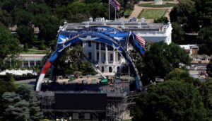 trump-suggests-ufc-arena-at-white-house-could-be-permanent