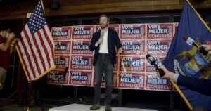 senate-republicans-worried-new-candidate-will-tank-chances-to-win-back-chamber