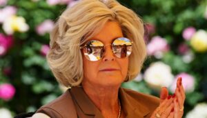 susie-wiles-dismisses-‘friday-fiction’-she-is-leaving-white-house-soon