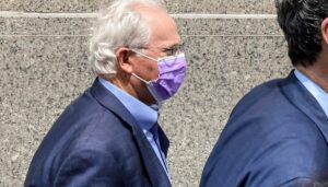 trump-issues-pardon-to-former-republican-congressman
