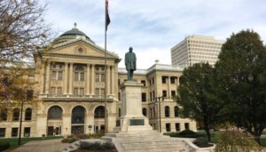 ‘many-victims’-at-shooting-at-street-festival-in-toledo,-ohio:-authorities