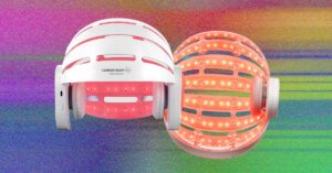 how-to-use-red-light-therapy-for-fuller,-healthier-hair-at-home