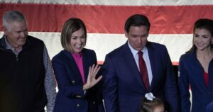 iowa-gop-will-remain-‘neutral’-after-reynolds-endorsement-of-desantis-ruffles-feathers