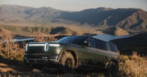 rivian-r2-first-drive:-the-rivian-for-the-masses