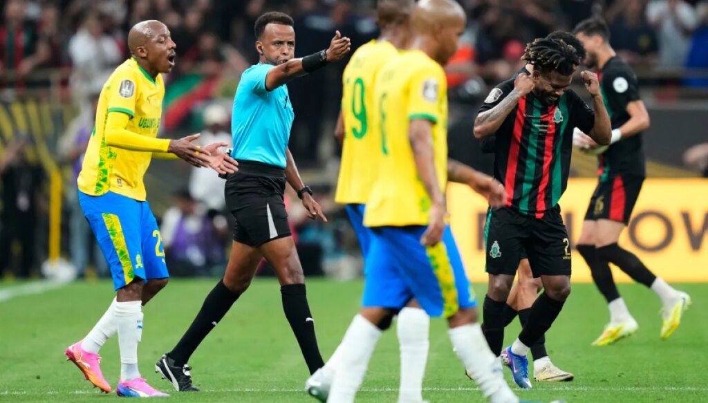 world-cup-referee-denied-entry-to-the-us-due-to-ties-to-‘members-of-terror-organizations’