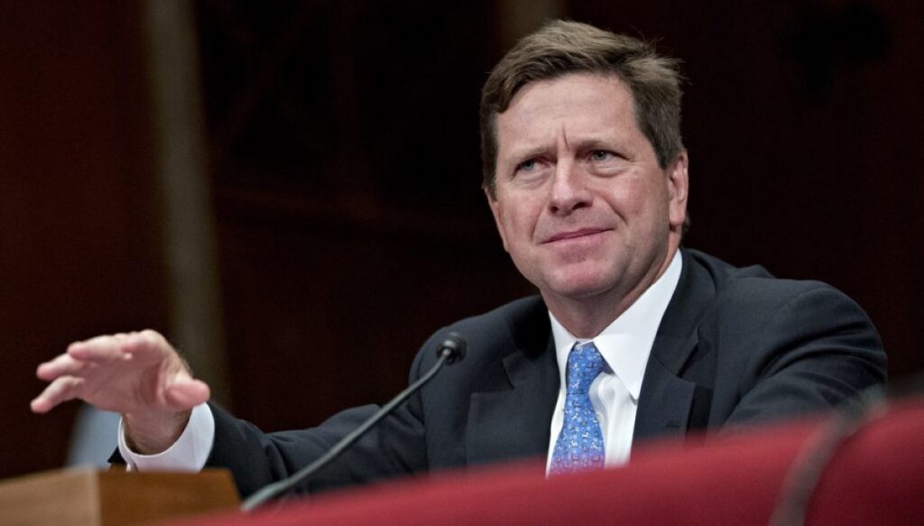trump-names-jay-clayton-as-next-intelligence-chief