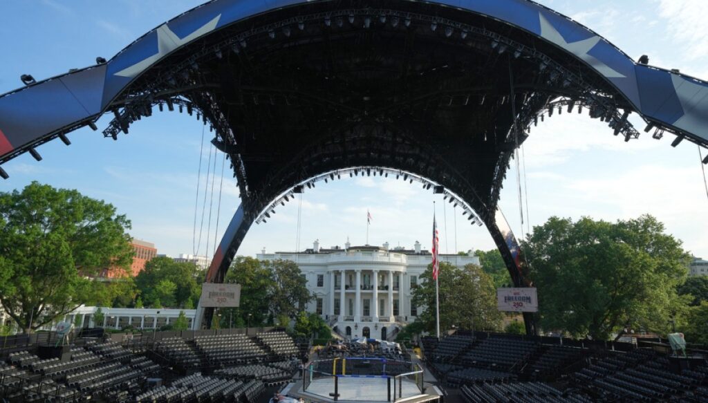 trump,-turning-80,-celebrates-his-age-with-big-ufc-birthday-bash