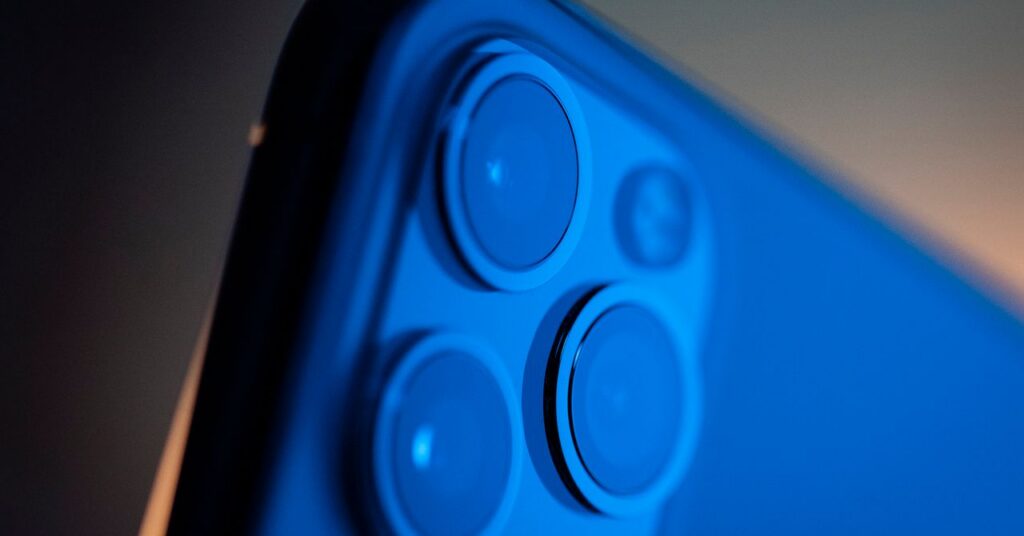 how-apple-is-making-your-older-iphone-run-faster-and-stay-alive-longer