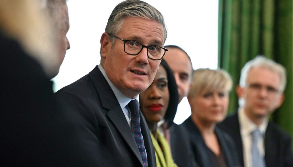 starmer-announces-social-media-ban-for-uk-children-under-16