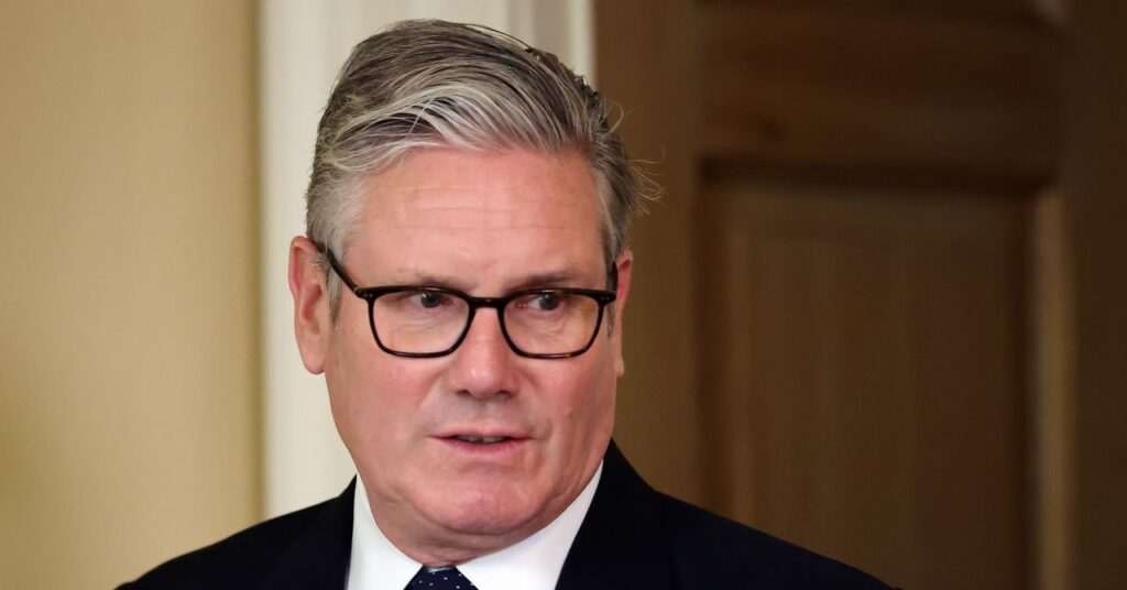 the-uk-places-a-sweeping-ban-on-social-media-for-kids-under-16