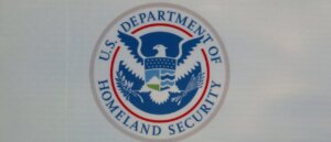 suspect-allegedly-strikes-ice-agent-with-car-while-fleeing-arrest