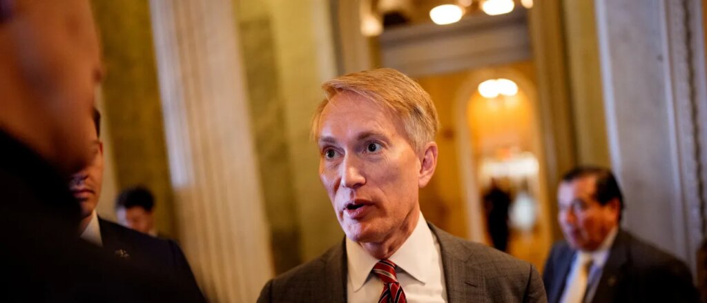 some-gop-senators-say-they-want-to-hold-vote-on-trump