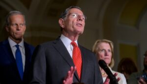 trump-leaves-republicans-defending-mystery-iran-deal
