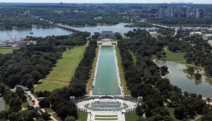 interior-department-clears-reflecting-pool,-comparing-project-to-iran-war