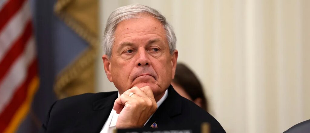 exclusive:-gop-rep-proposes-ice-database-to-track