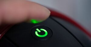 a-critical-deadline-is-approaching-for-windows-and-linux-security