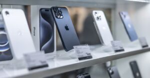 buying-a-used-iphone-makes-more-sense-than-ever