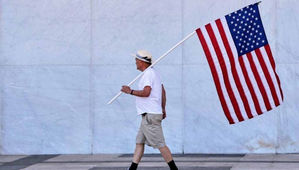 joe-concha-says-america-is-the-‘tale-of-two-countries’