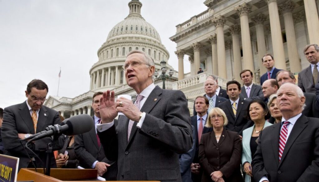 rare-bipartisan-housing-win-heads-to-trump’s-desk