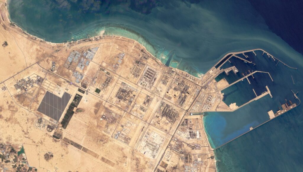 explosion-at-qatari-natural-gas-plant-kills-13:-energy-minister
