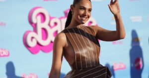 israeli-actress-gal-gadot-plans-screening-of-idf-footage-of-hamas-attack