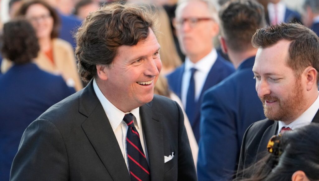 tucker-carlson-says-‘i’m-out’-of-republican-party:-‘no-defending-this’