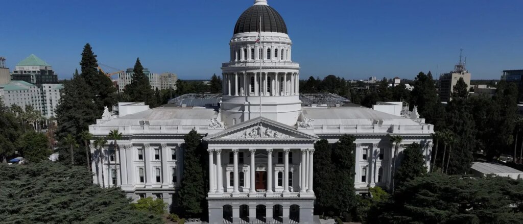 california-democrat-pushes-radical-bill-to-gut-government-transparency