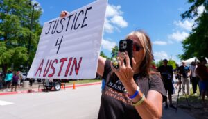 stephen-a-smith-fires-back-at-dr.-umar-over-austin-metcalf-knife-claim
