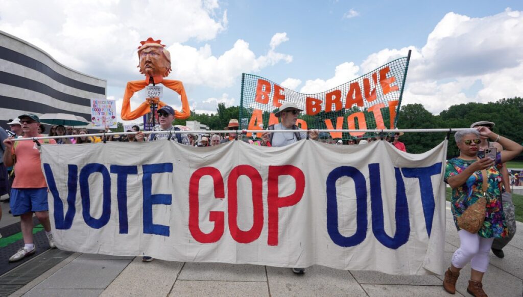at-march-on-washington,-dems-plead-for-black-voters-to-turn-out-in-november