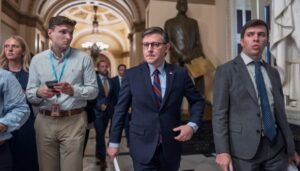 house-returns-to-washington-as-gop-moves-to-avert-shutdown