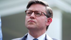 house-gop-split-over-leaving-washington-early-for-campaign-trail
