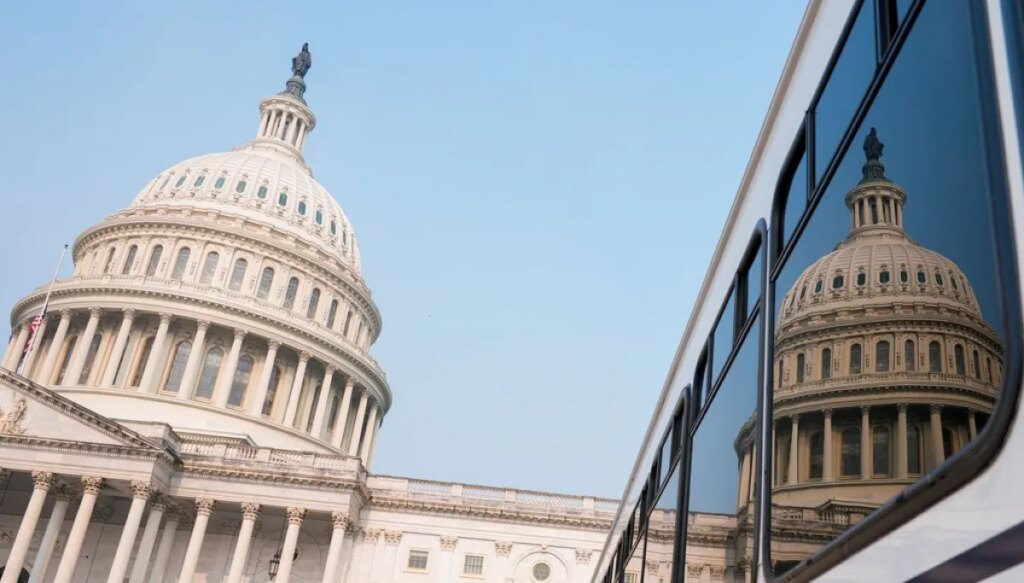 could-congress-cut-taxes-on-capital-gains-on-houses-before-the-midterms?