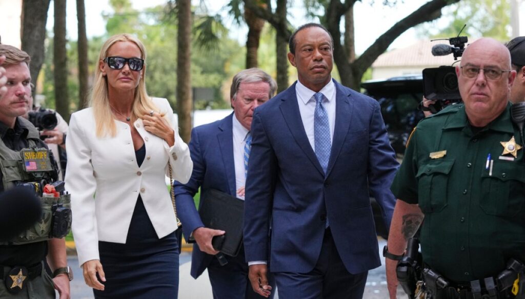 trump-told-tiger-woods-to-hire-a-personal-driver-‘a-long-time-ago’