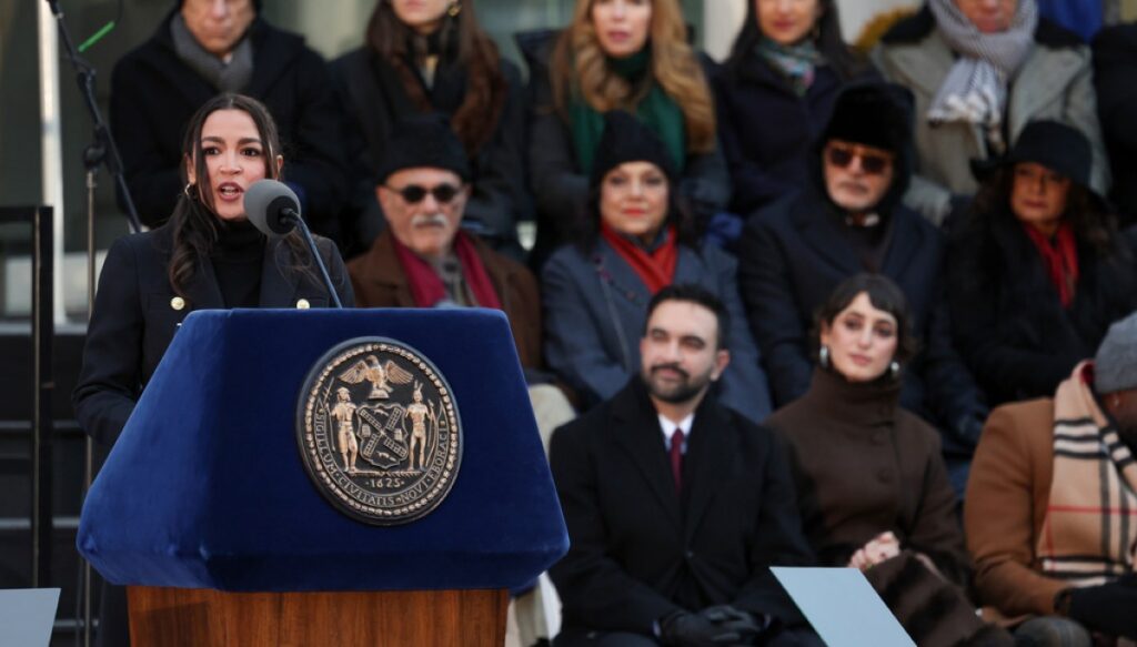 mamdani-signed-petition-marking-aoc-as-‘most-viable’-2028-presidential-pick