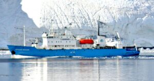 norway-seizes-russian-cruise-ship-in-the-arctic-*-the-gateway-pundit-*-by-paul-serran