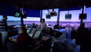 hundreds-of-air-traffic-controllers-come-out-against-faa-and-natca
