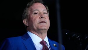 the-gop’s-texas-sized-ken-paxton-dilemma