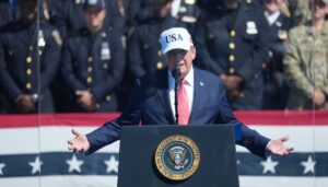 trump-honors-9/11-first-responders-ahead-of-25th-anniversary