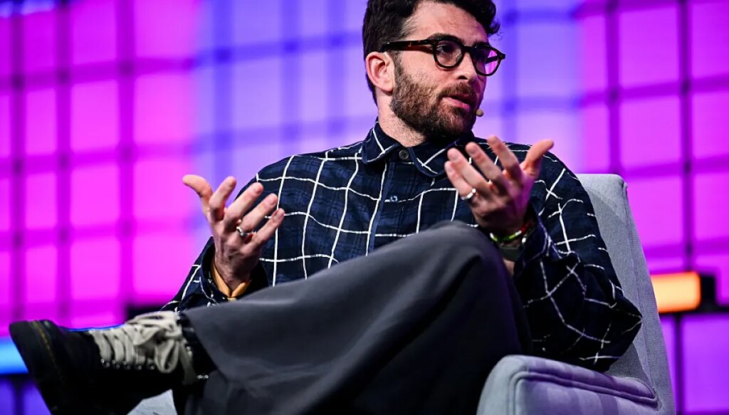 hasan-piker-flabbergasted-over-‘meat-pic’-shown-at-rnc-midterm-convention