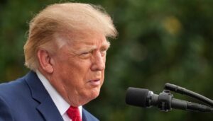 white-house-homing-in-on-viable-vehicle-for-trump’s-$5,000-dividend