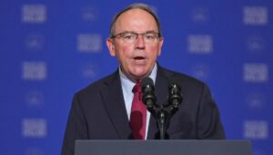 rep.-tom-tiffany-swims-to-safety-after-plane-makes-emergency-lake-landing