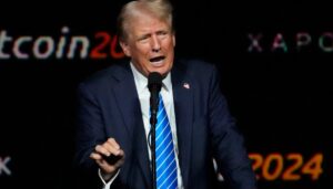 trump-says-the-only-ai-regulation-needed-is-a-‘high-iq’-president