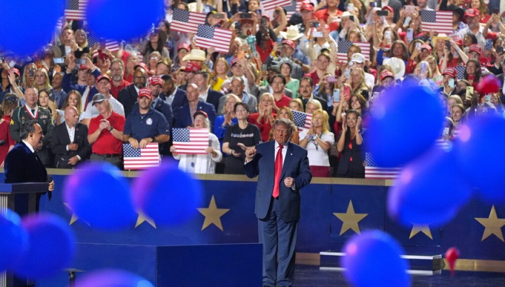 democrats-find-plenty-of-campaign-ammo-from-the-gop’s-convention